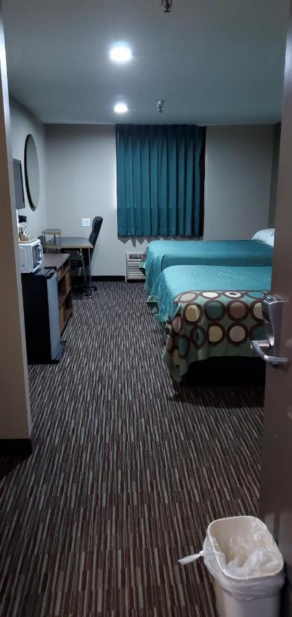 Hotel Super 8 By Wyndham Chickasha Exterior foto